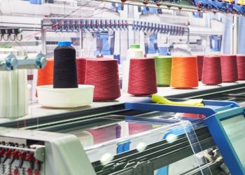 Praxisprojekt: Digitaler Strickkonfigurator – individuelle Designs verwirklichen.